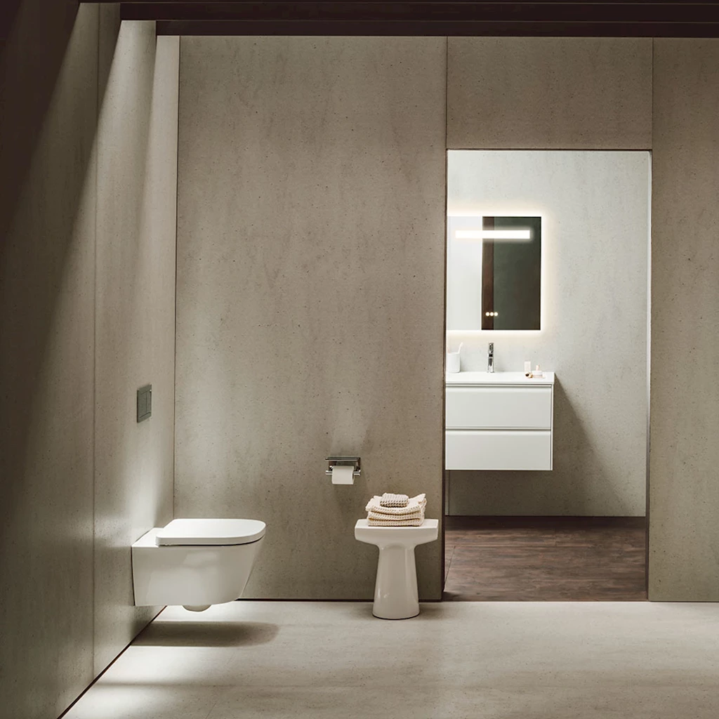 Meda vegghengt toalett, hvit, med toalettsete Meda vegghengt toalett, hvit, med toalettsete